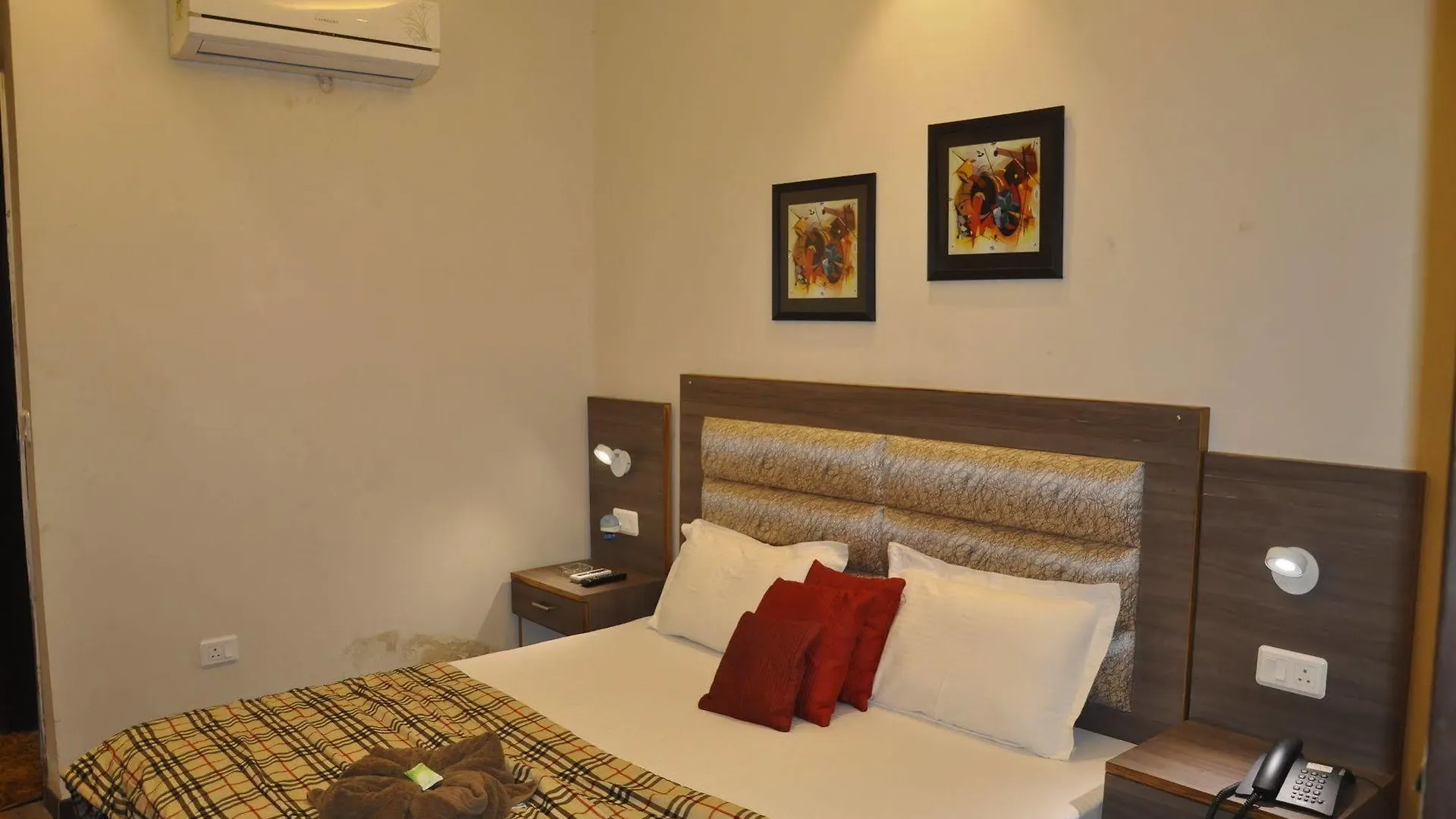 Hotel Pace Gurgaon